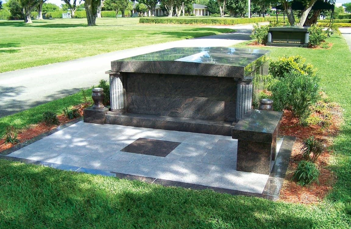 Double Mausoleum 12