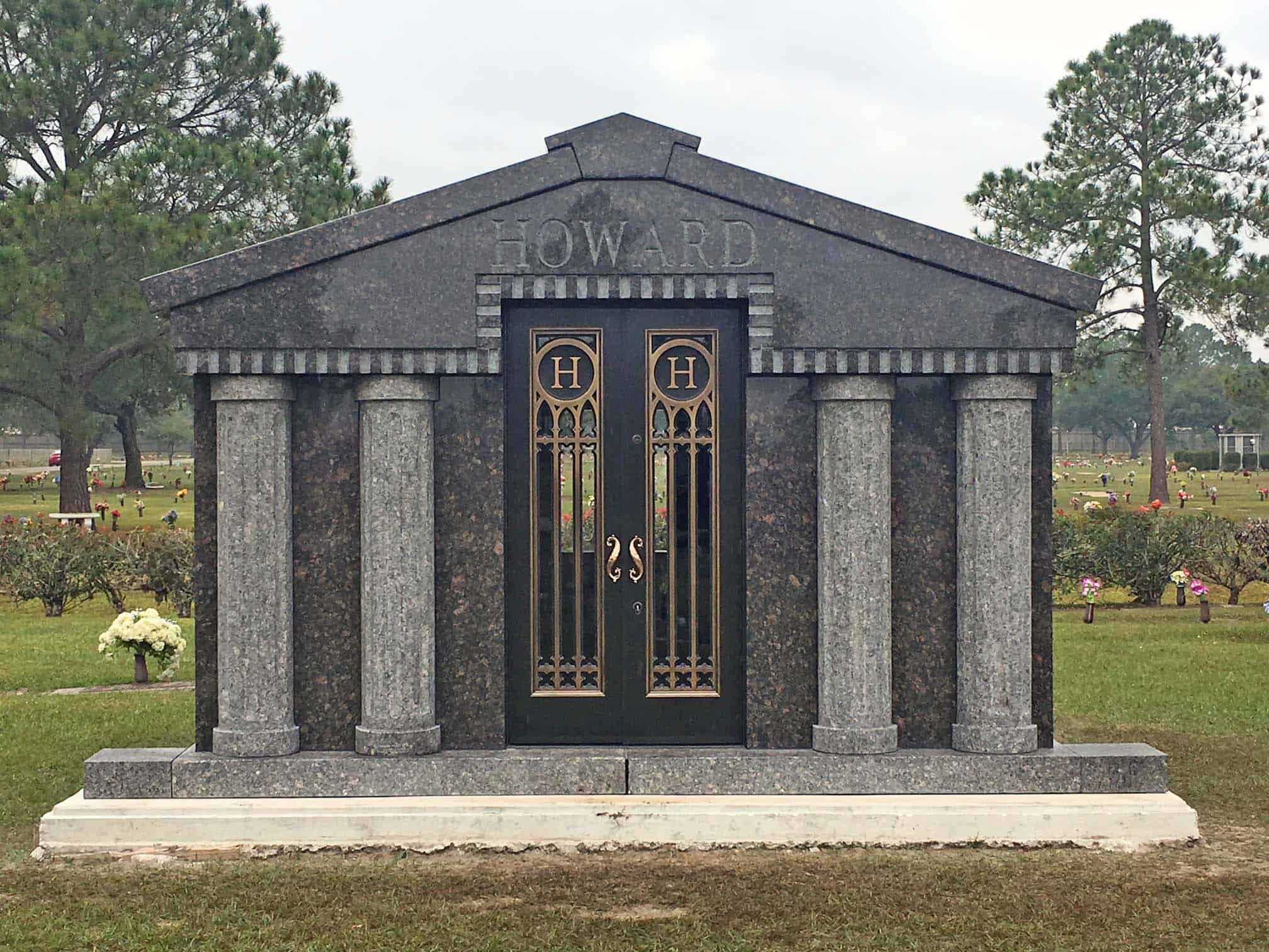 Estate Mausoleum 7